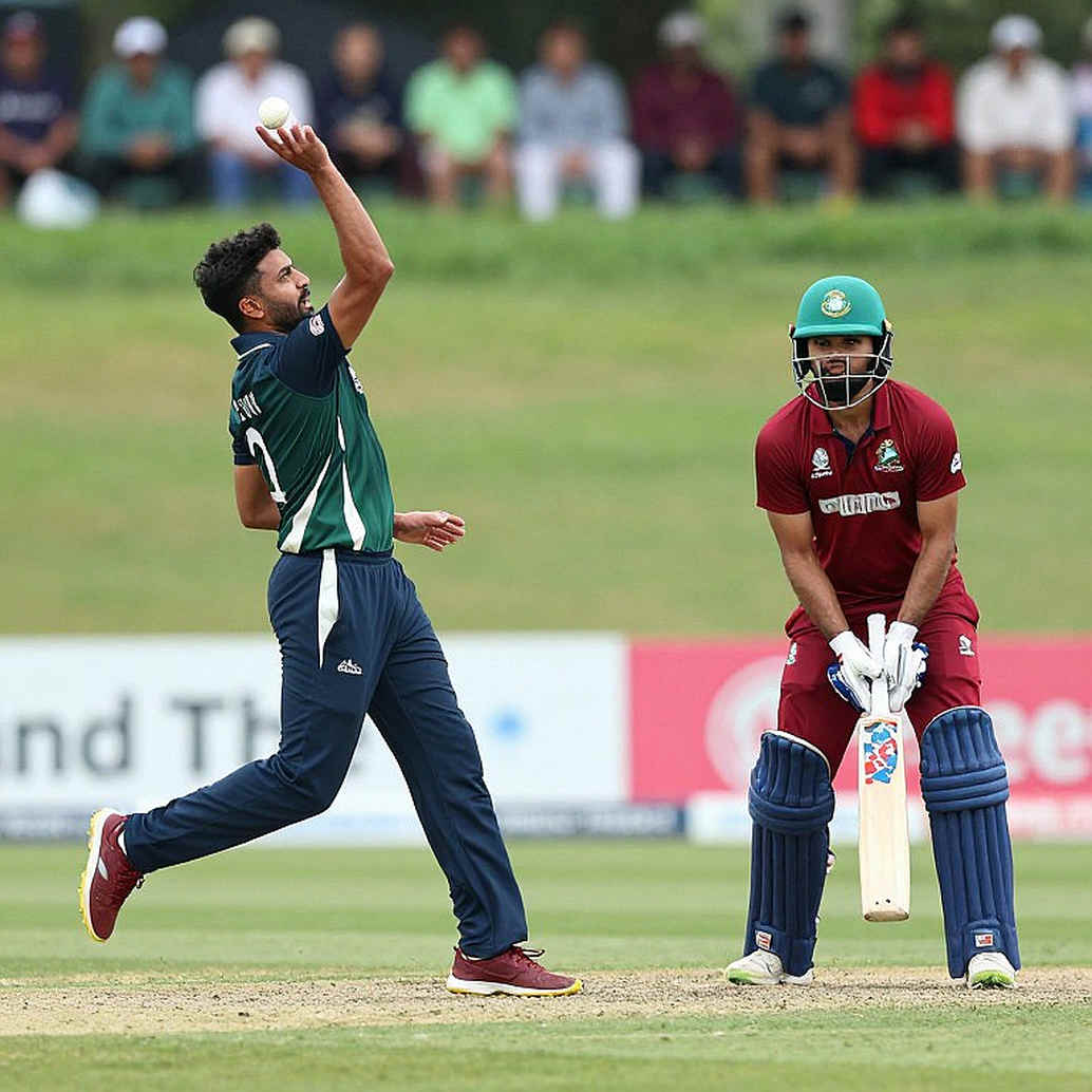 Three Lines Hidden in a Toss Report: Farooqi's Return and Zimbabwe's High-Variance Bet Three Lines Hidden in a Toss Report: Farooqi's Return and Zimbabwe's High-Variance Bet