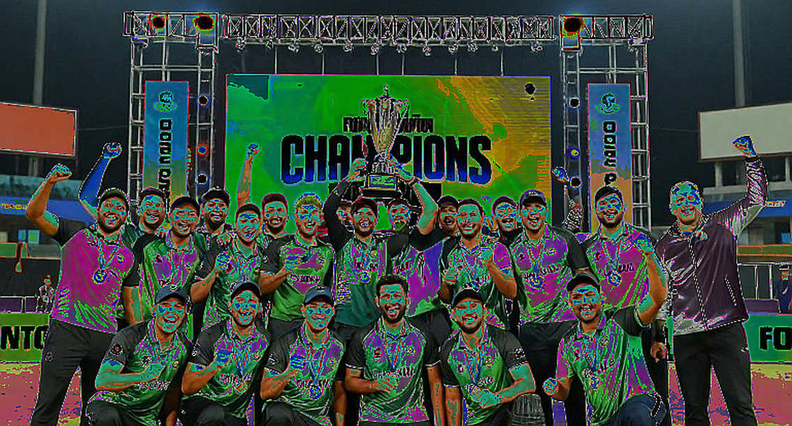 এক বছরের চুক্তি, একশো তেরোটি ম্যাচ, আর একটা অনুপস্থিত কারণ