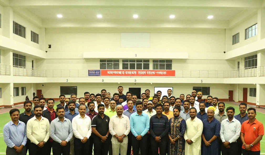 হার্দিক পাণ্ডিয়া অপরিবর্তনীয়, কিন্তু ভারতের উচিত নয় হুবহু প্রতিস্থাপন খোঁজা হার্দিক পাণ্ডিয়া অপরিবর্তনীয়, কিন্তু ভারতের উচিত নয় হুবহু প্রতিস্থাপন খোঁজা