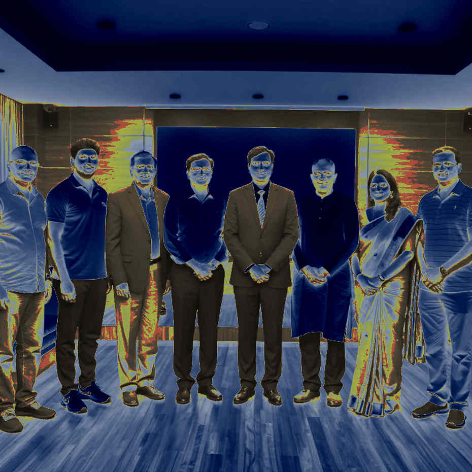 শতক হাঁকিয়ে অভিষেকের বার্তা: মাইলফলক নয়, প্রক্রিয়াই মুখ্য