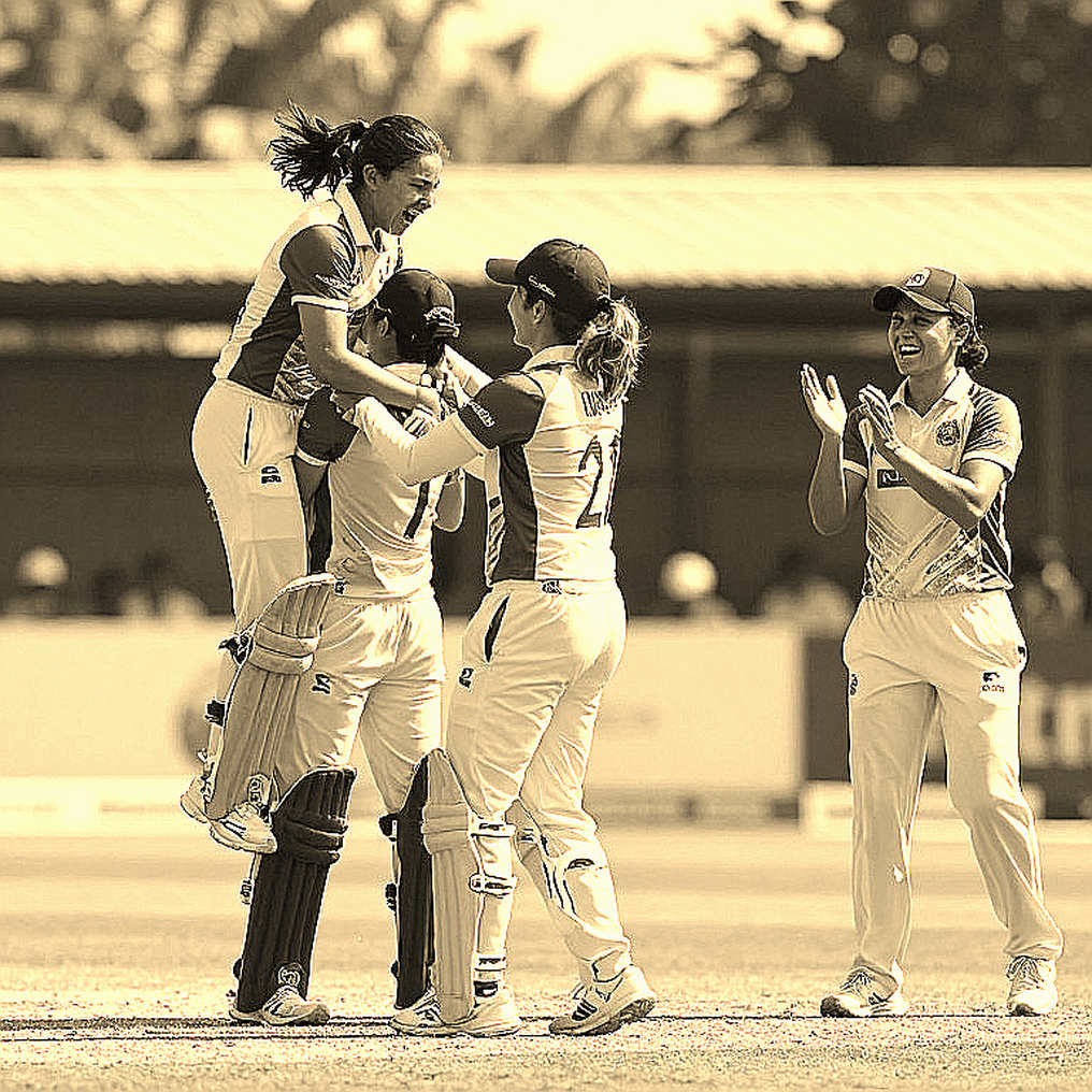 শতক হাঁকিয়ে অভিষেকের বার্তা: মাইলফলক নয়, প্রক্রিয়াই মুখ্য