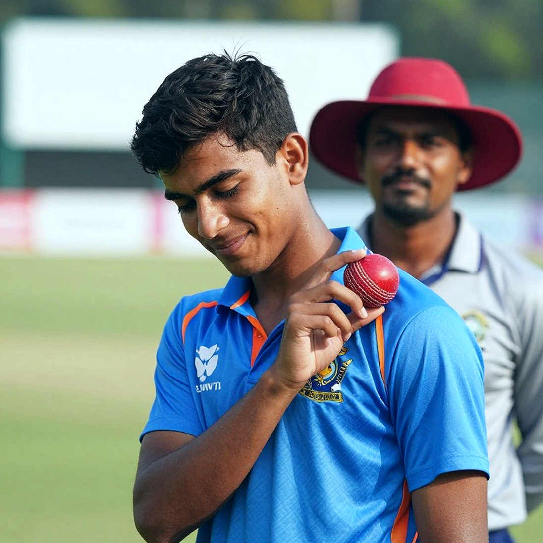 সব-পেস জুয়া: লিয়ন বাদ, কিন্তু আসল ভয়টা পঞ্চম দিনে সব-পেস জুয়া: লিয়ন বাদ, কিন্তু আসল ভয়টা পঞ্চম দিনে