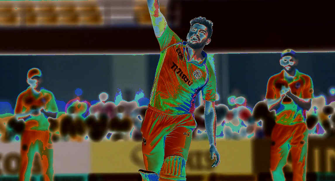Forty Overs, Nine Wickets: Three Layers of Reading Australia's 99 in Gqeberha