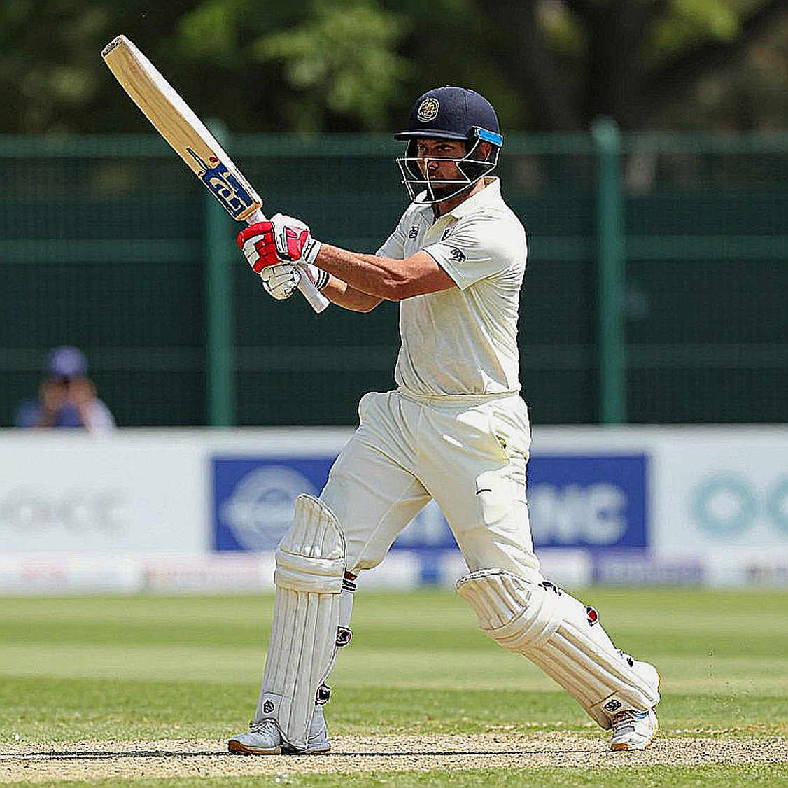 Queensland Win With the Ball, But the Cracks Show in the Batting of Title Contenders